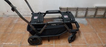 Chassis double peg perego