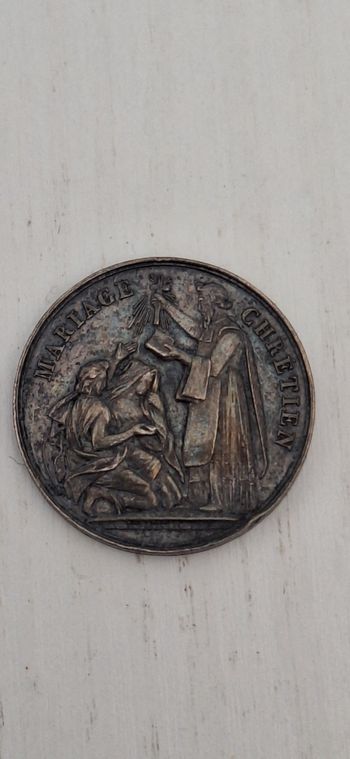 Médaille, mariage chrétien,  vierge