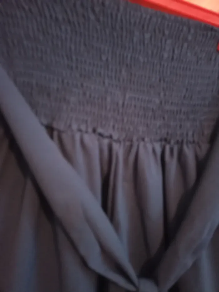 Magnifique pantalon volanté -T M ou  L - photo numéro 4