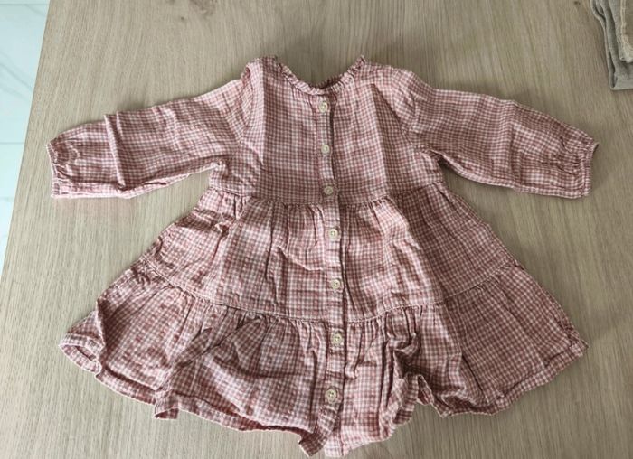 Robe à carreaux