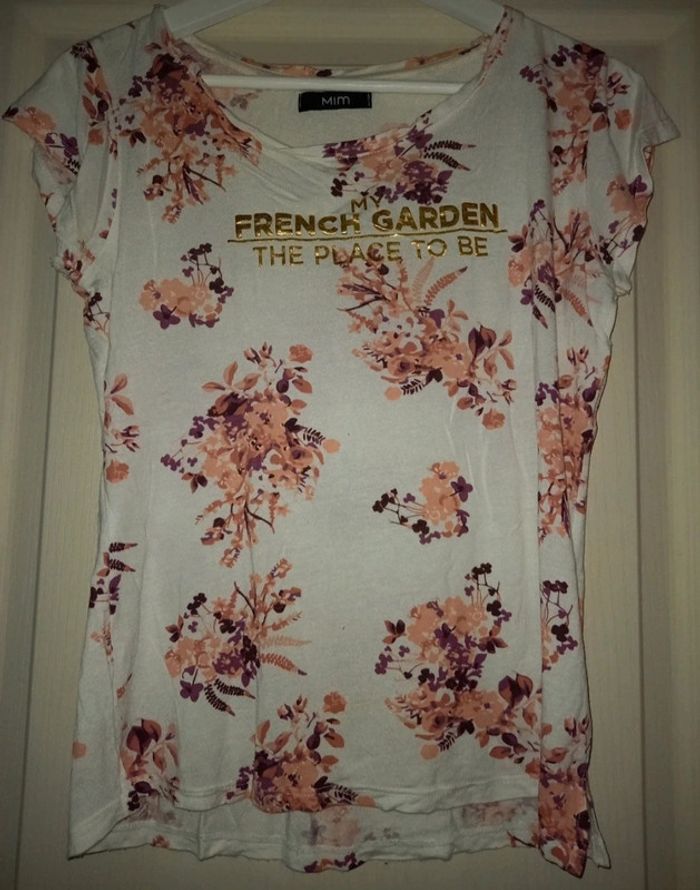 Tee shirt fleuris