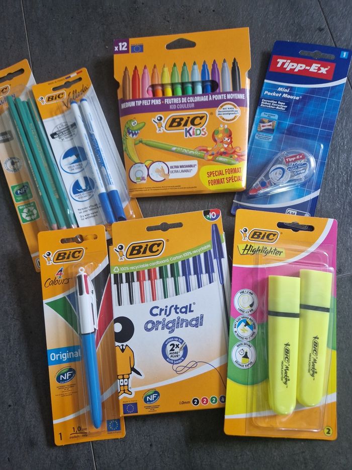 Lot fournitures scolaire BIC