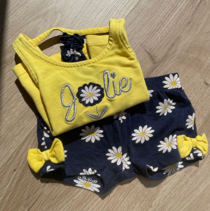 Ensemble orchestra 3 mois très bon état