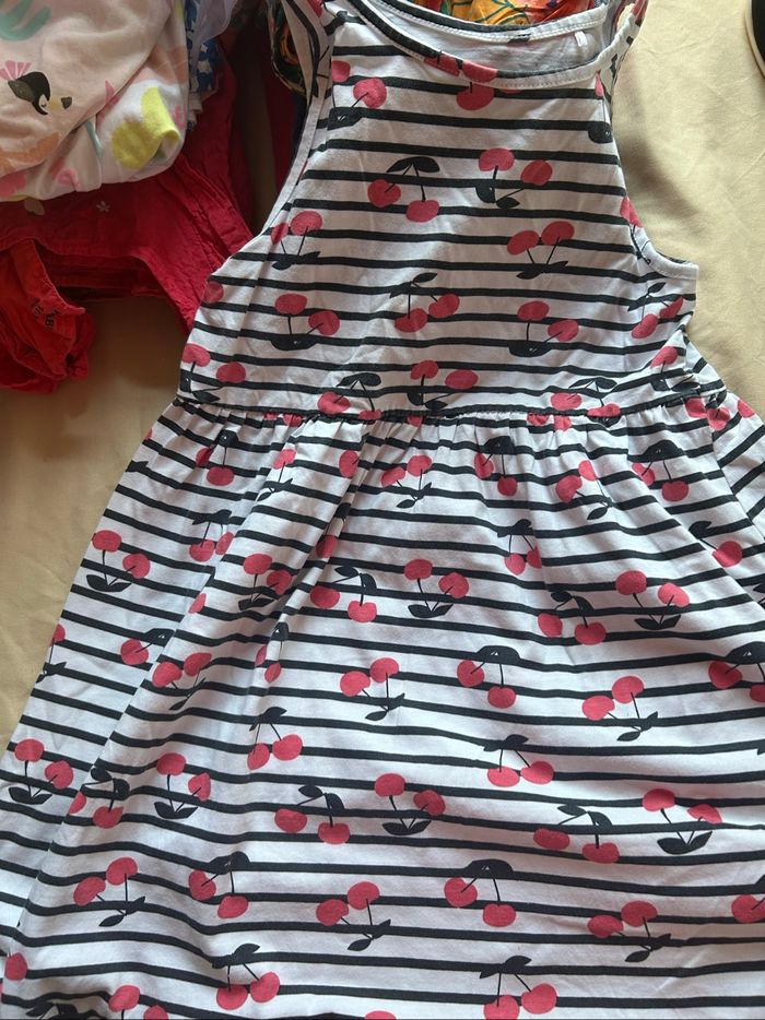 Lot vêtements fille 10 ans