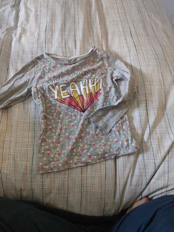 T shirt manche longue col large 3 .4 ans fille