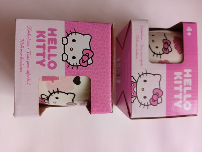 Lot 2tasses hello Kitty dans leur boîte d origine neuve - photo numéro 2