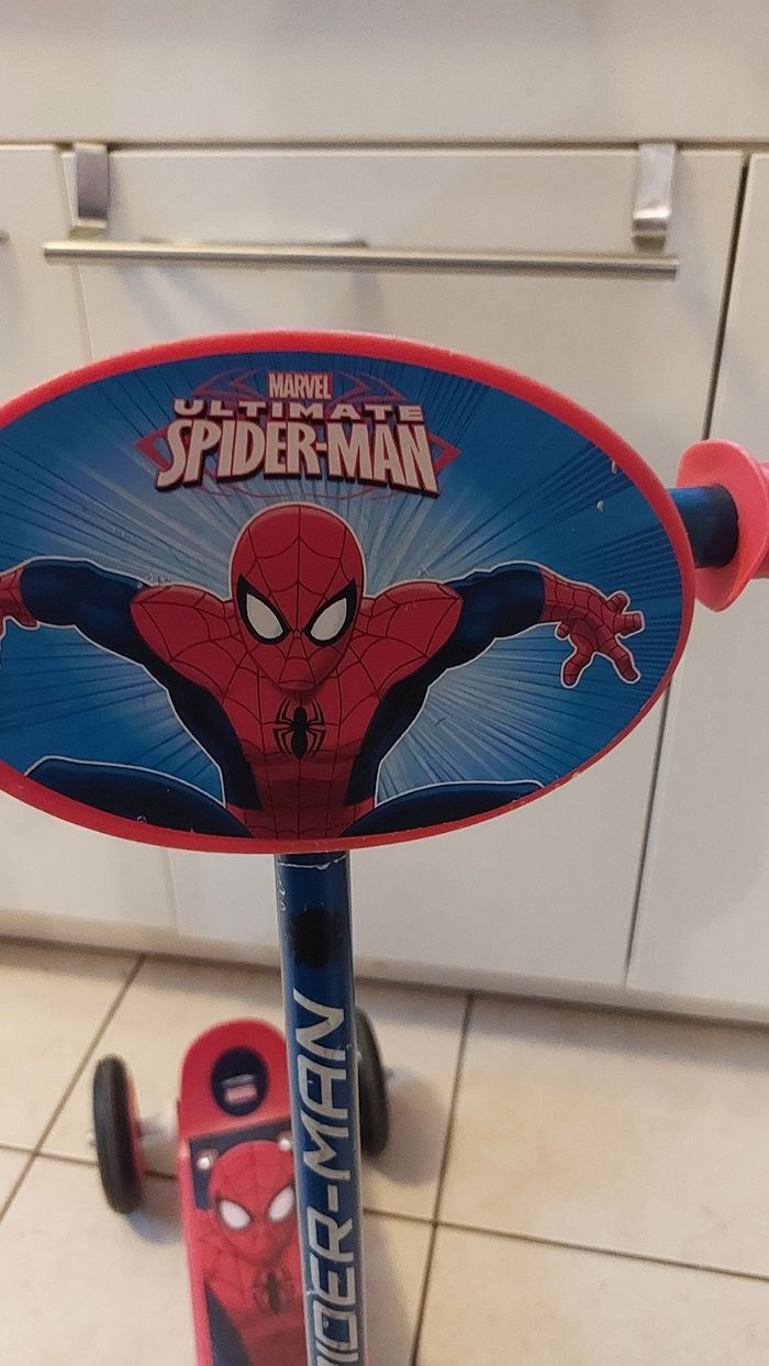 Trottinette spiderman - photo numéro 5