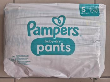 Couches pampers baby dry pants T5 