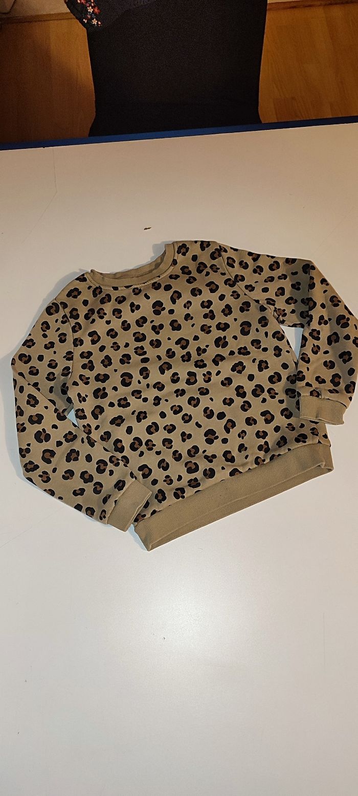 Lot de pulls/ sweat - photo numéro 5