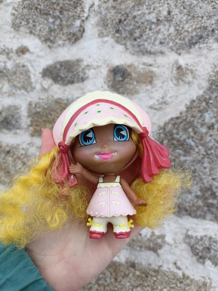 Poupée rainbow - photo numéro 2