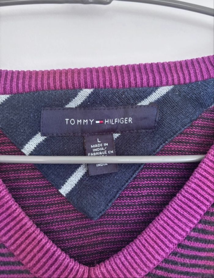 💜 Pull col en V homme Tommy Hilfiger Taille L - 100% coton - photo numéro 4