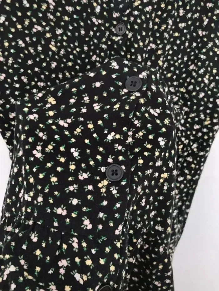 Robe mi longue noire fleurie - photo numéro 4