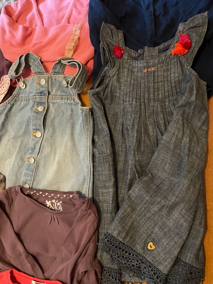 Gros lot 5 ans fille différentes marques - photo numéro 7