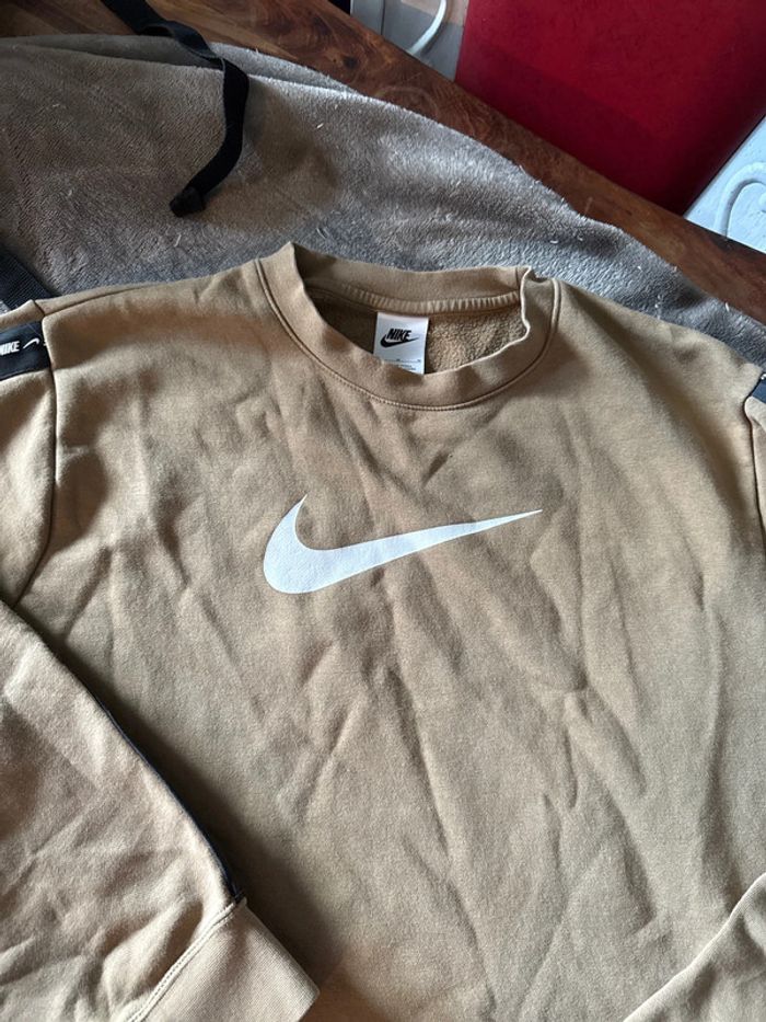 Pull Nike - photo numéro 4