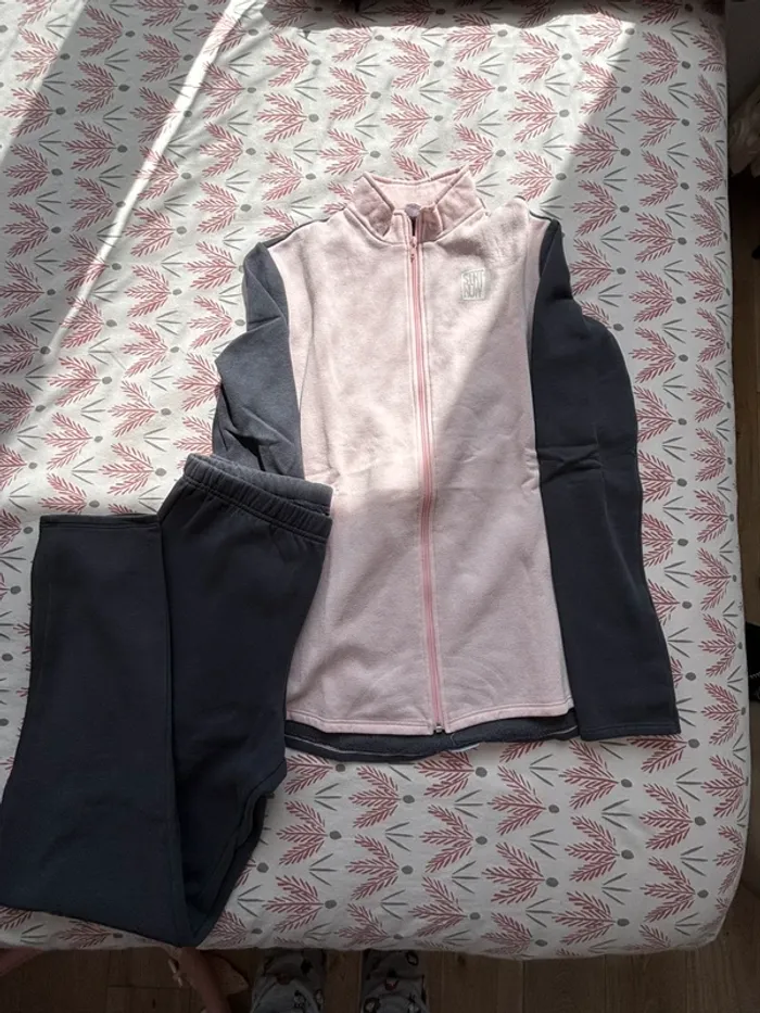 Jogging et veste de survêtement - photo numéro 2