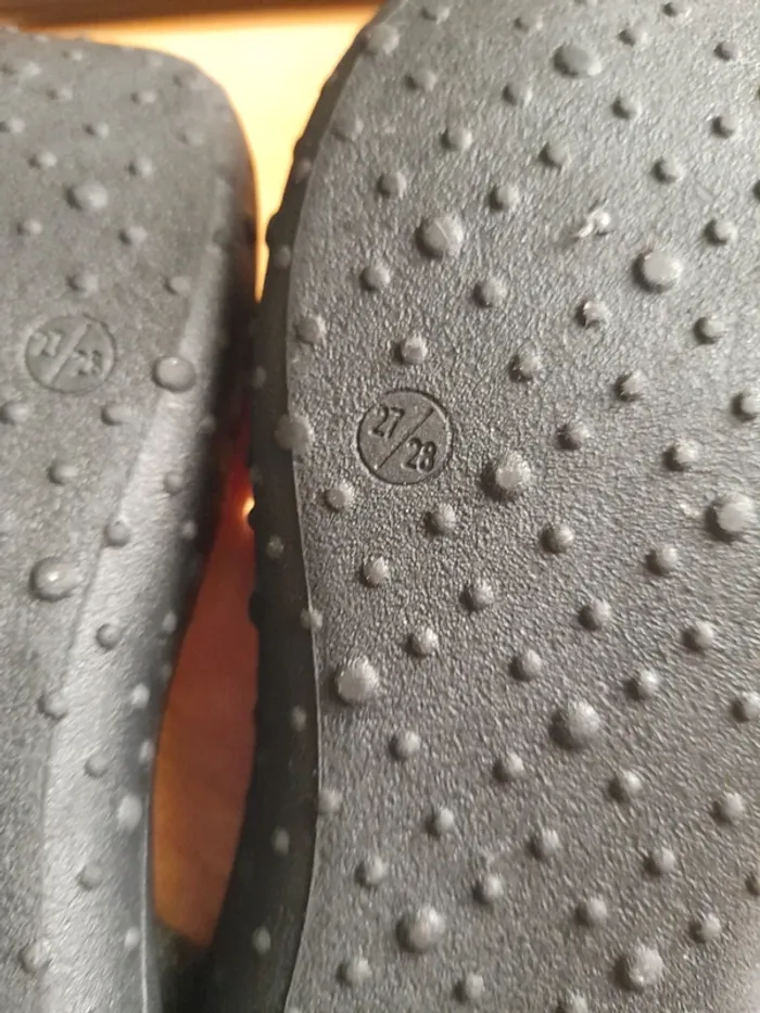 Chaussons mickey 27/28 - photo numéro 6