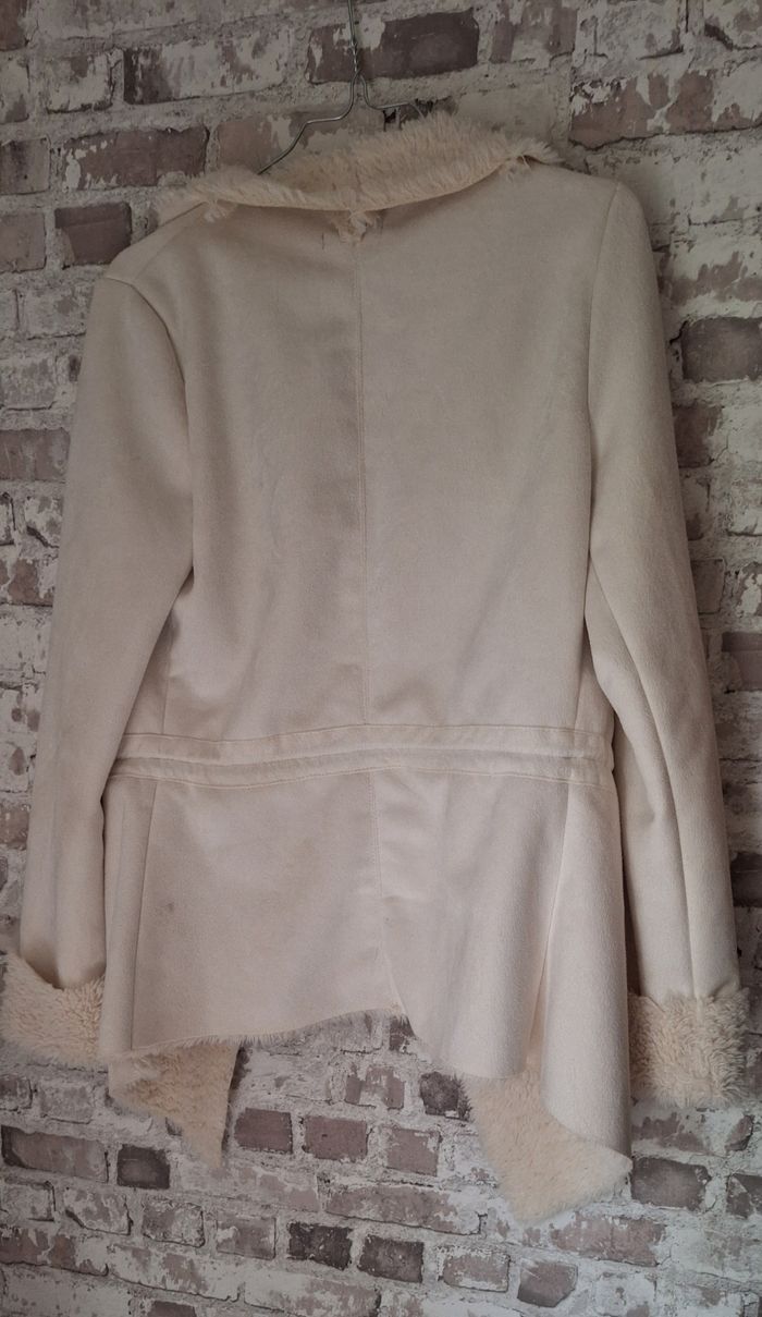 Manteau blanc - photo numéro 3