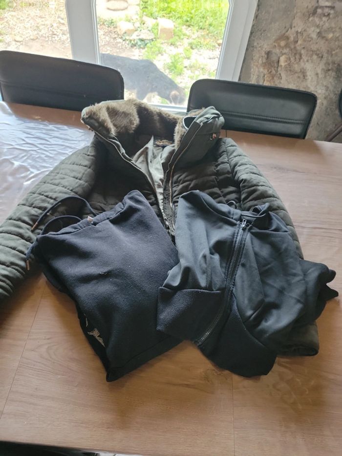 Lot vêtements taille s
