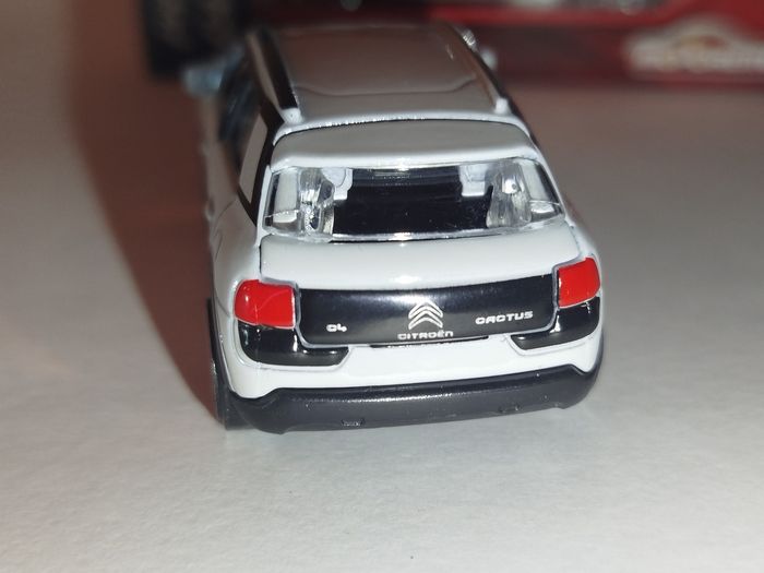 Majorette Citroën C4 Cactus - photo numéro 7