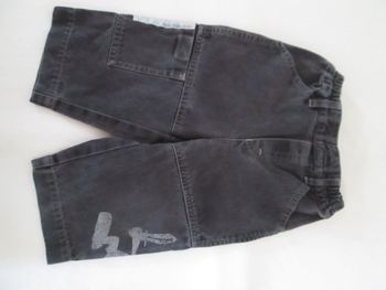 Jean gris bébé