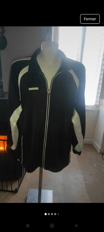 Très belle veste jogging h4