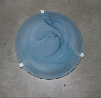 Plafonnier rond en verre bleu