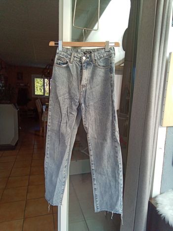 Pantalon en jean taille 30 - bleu - Pretty Little Thing (Mad)