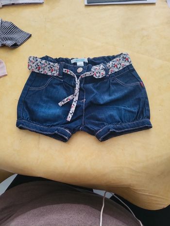 Short avec ceinture