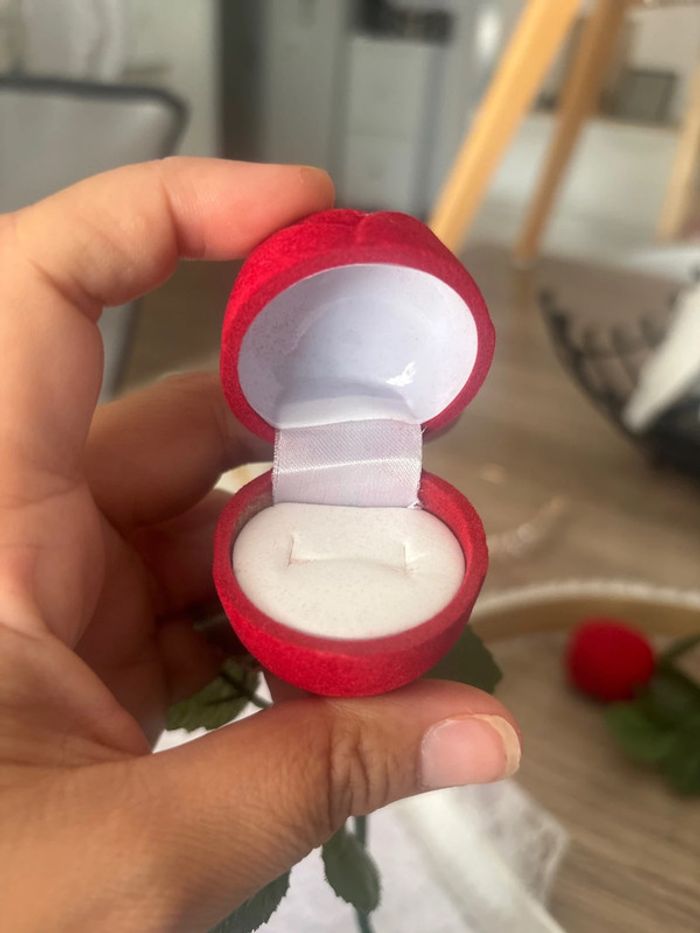 Sac blanc diademe châle ceinture mariage TU - photo numéro 7