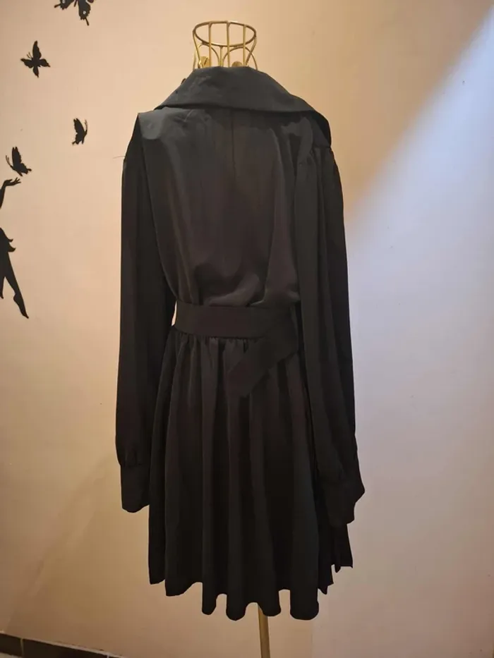 Robe noire & col blazer - Made in italy - photo numéro 3