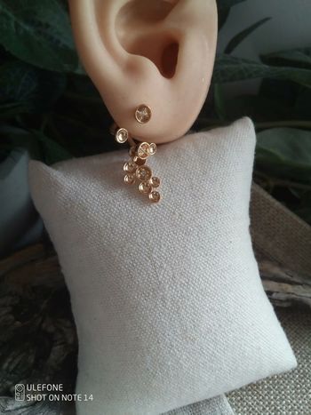 Boucles d'oreilles bohèmes nébuleuses dorées et zircons