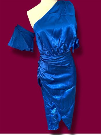 Robe neuve PrettyLittleThing