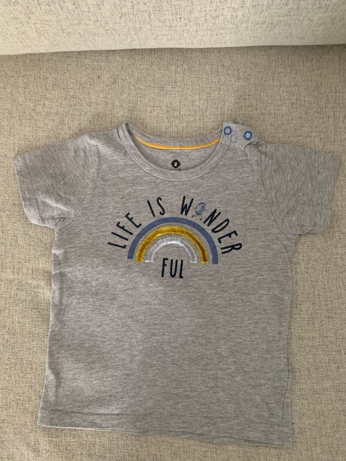 Magnifique t shirt manches taille 18 mois de marque Z