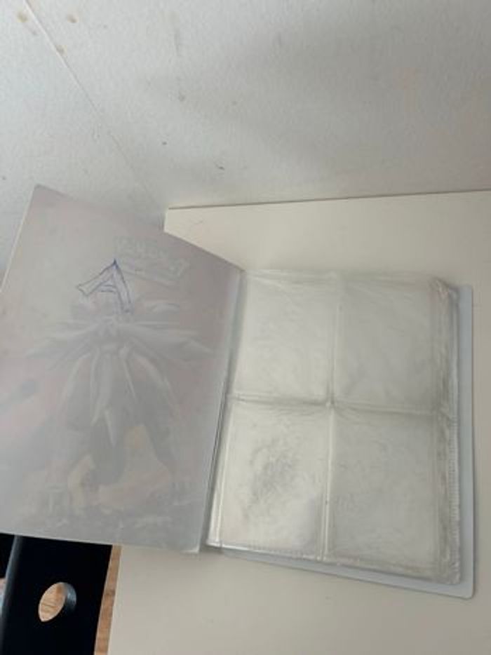 Classeur Ultra-pro Solgaleo et Lunala 4 poches - photo numéro 4