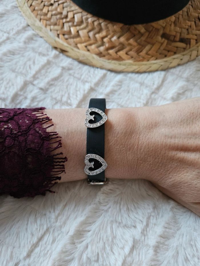 Bracelet fantaisie coeur noir