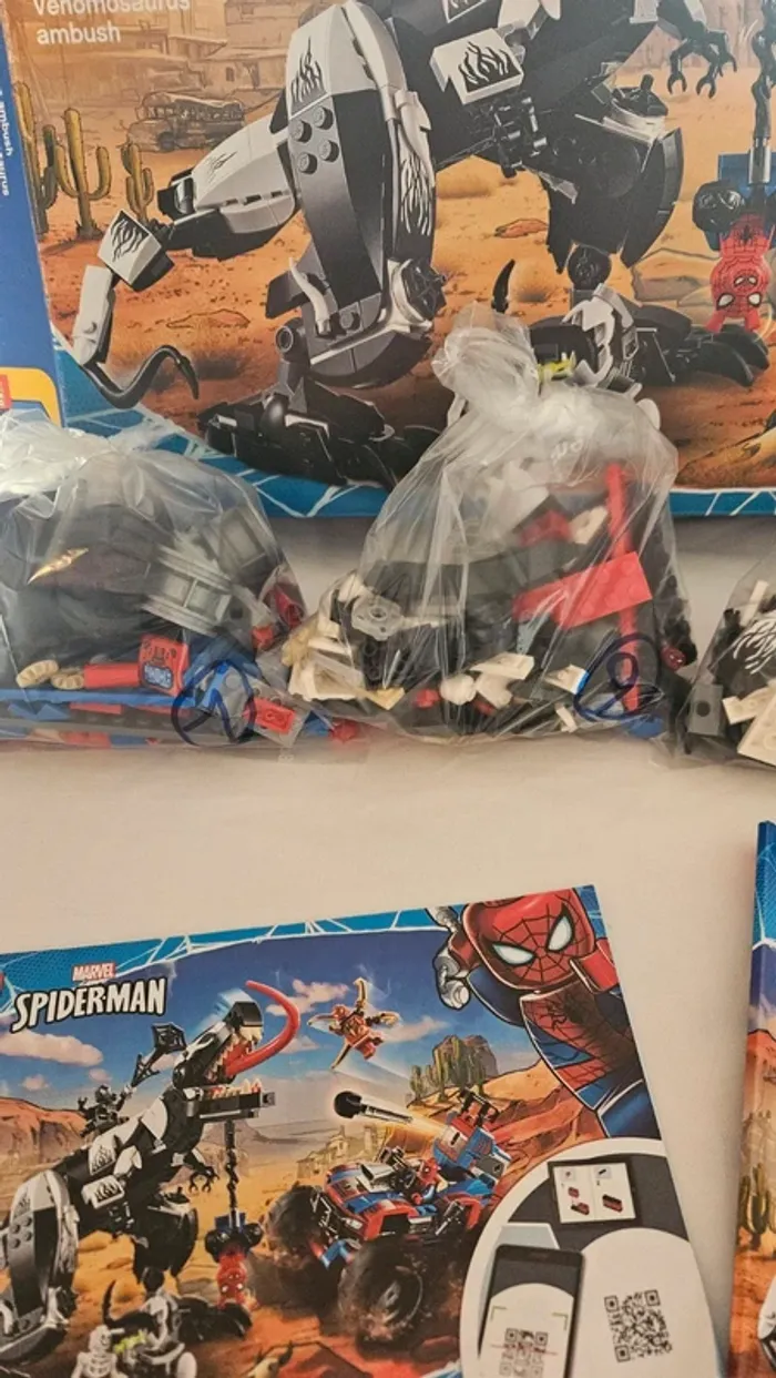 LEGO Marvel Spider-Man 76151- L'embuscade du Venomosaurus-Set complet avec figurines - photo numéro 16