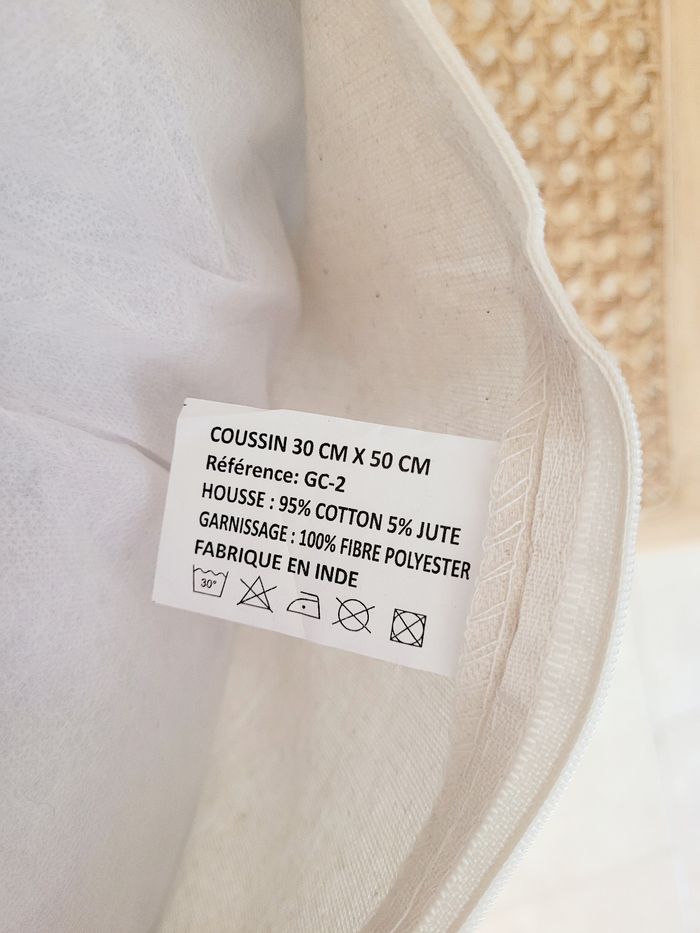 Coussin décoratif - photo numéro 3