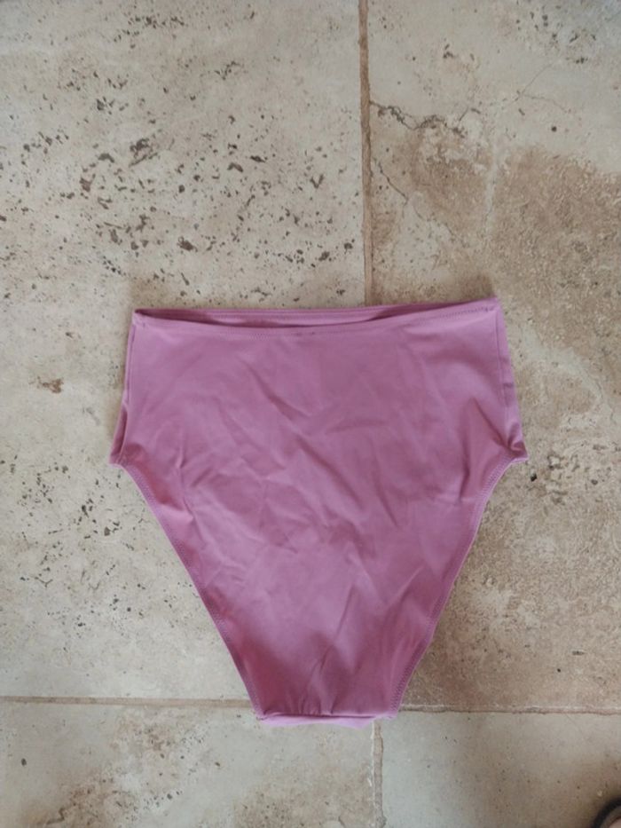 Bas de maillot de bain en 40 - photo numéro 2