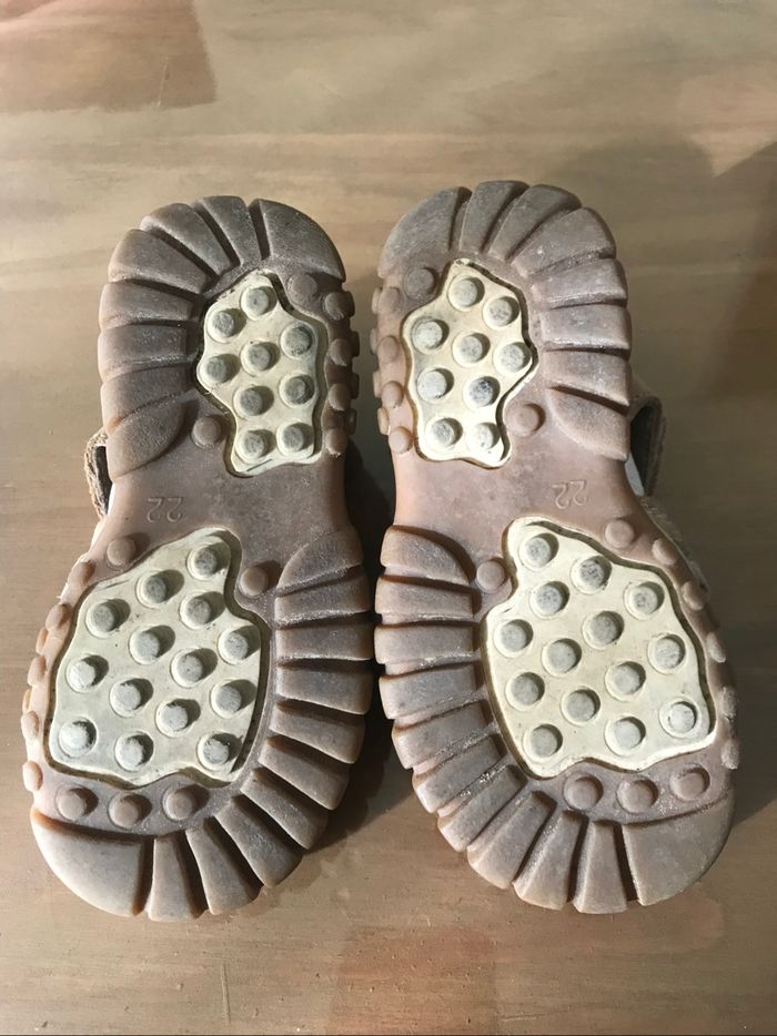 Chaussures premiers pas marron/beige Petits petons Pointure 22 - photo numéro 3