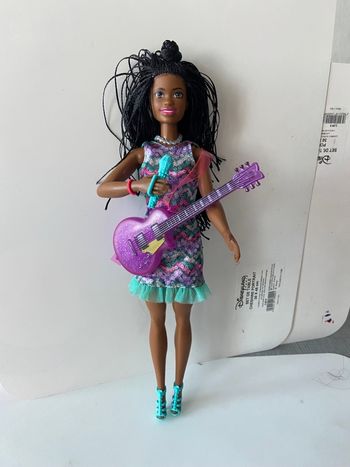Poupée Barbie noire 