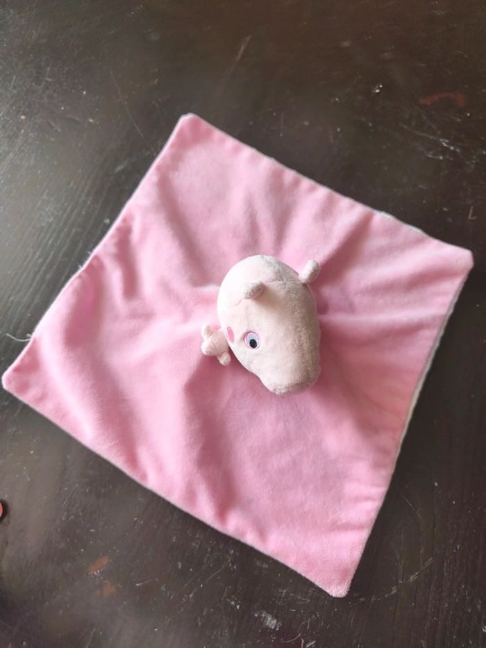 Doudou Peppa pig