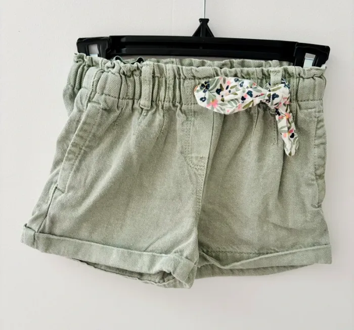 Short jean 4 ans taille élastique très bon état vert Lulu Castagnette