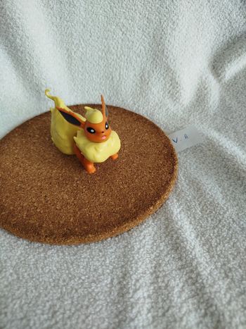 Figurine Pokémon Pyroli