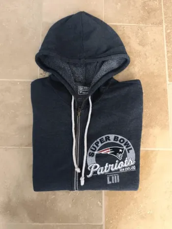 Magnifique sweat capuche zippé NFL M homme super Bowl New England LIII excellent état