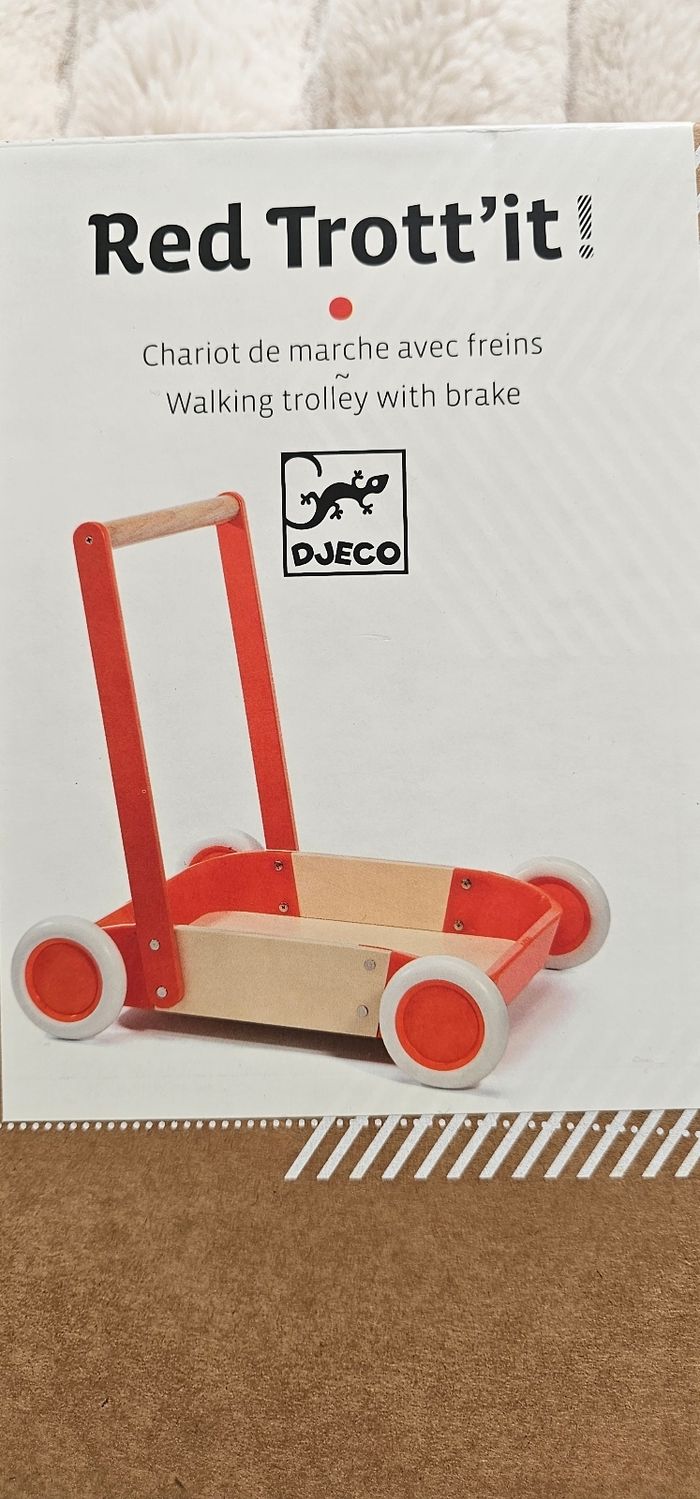 Chariot de marche avec freins Neuf