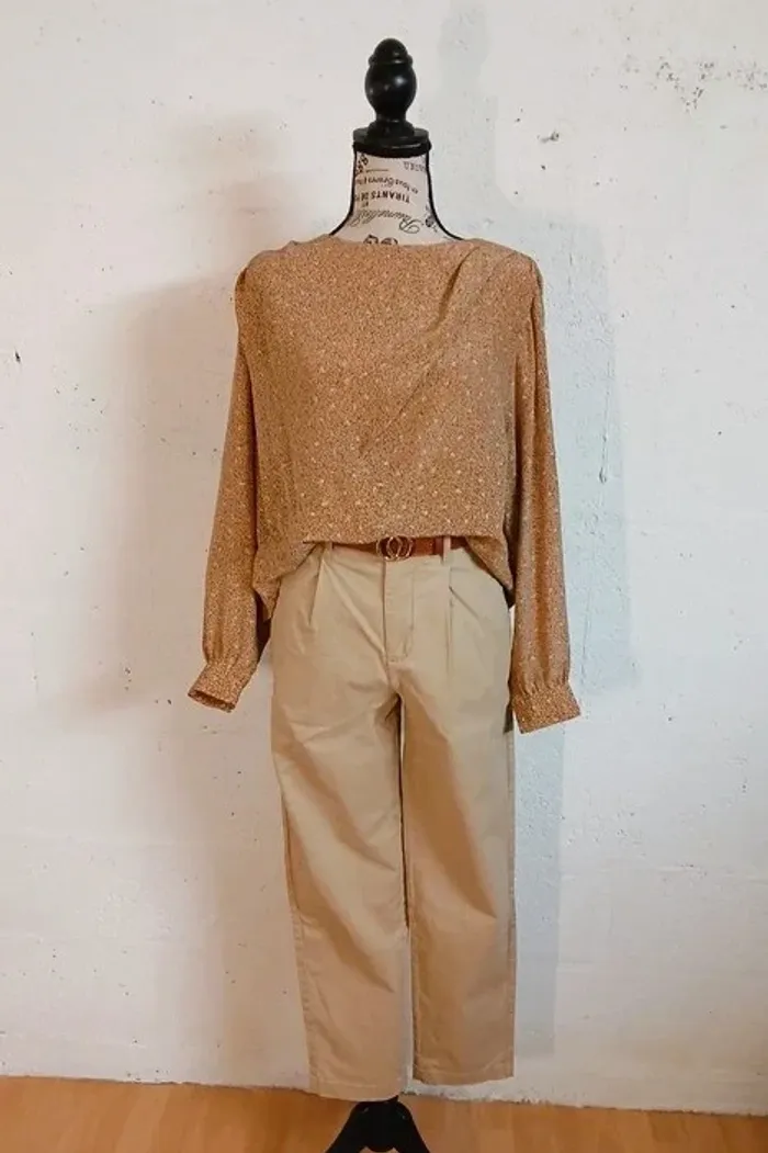 👚 Chemisier beige à motifs – Taille S / petit M – Très bon état - photo numéro 6