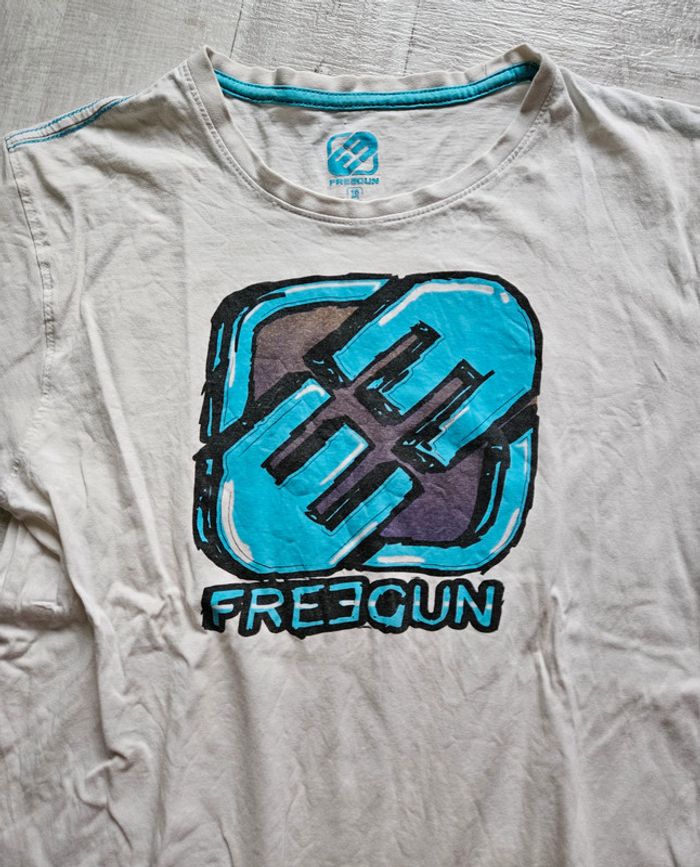 T shirt Freegun 16 ans - photo numéro 2