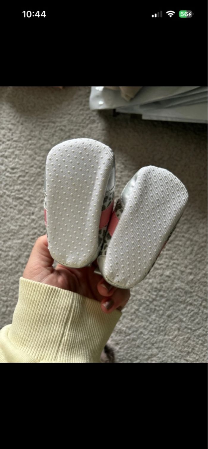 Chaussure - photo numéro 2