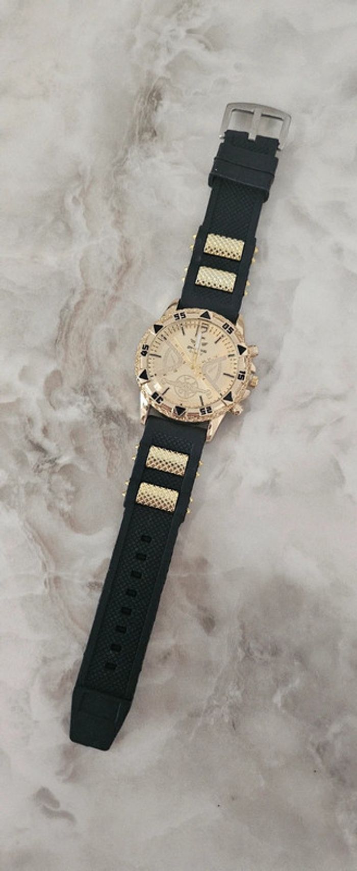 Montre pour homme neuve - photo numéro 2