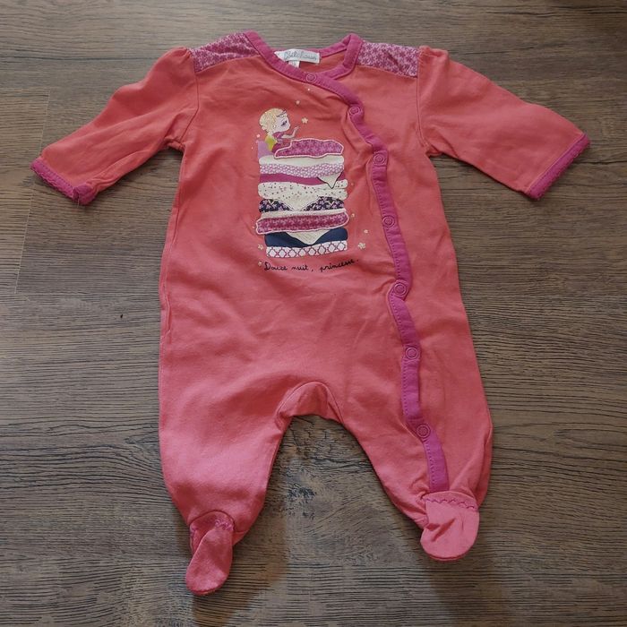 Pyjama 1 mois - photo numéro 8